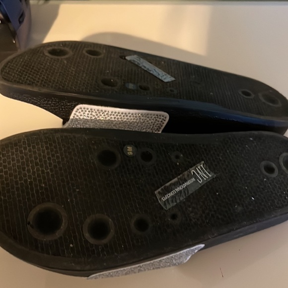 Sandals - Picture 5 of 5